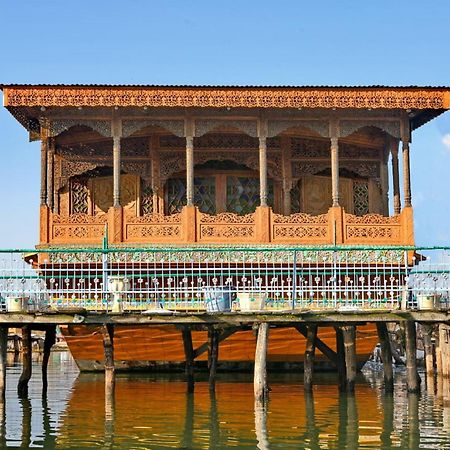 De Laila House Boat by Sterling Hotel Srīnagar Buitenkant foto