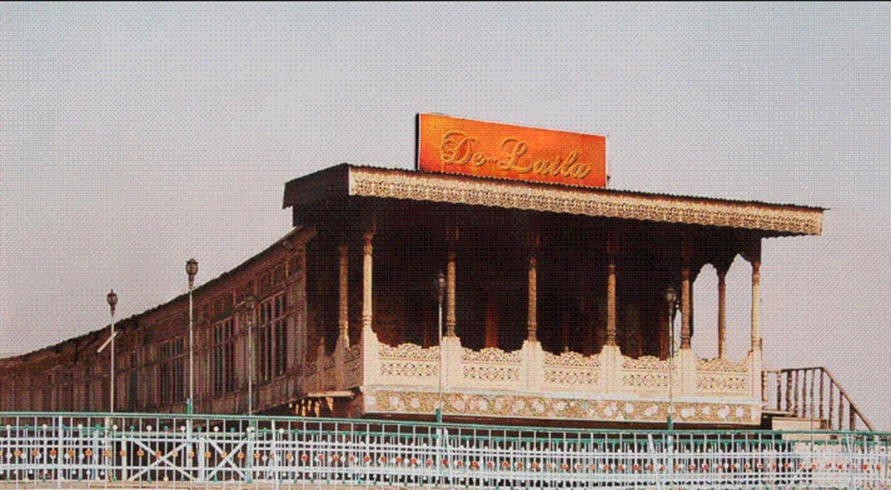 De Laila House Boat by Sterling Hotel Srīnagar Buitenkant foto